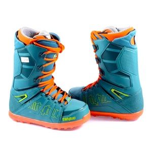 32 Lashed Snowboard Boots Level 2 Mens Size 9 Green Orange
